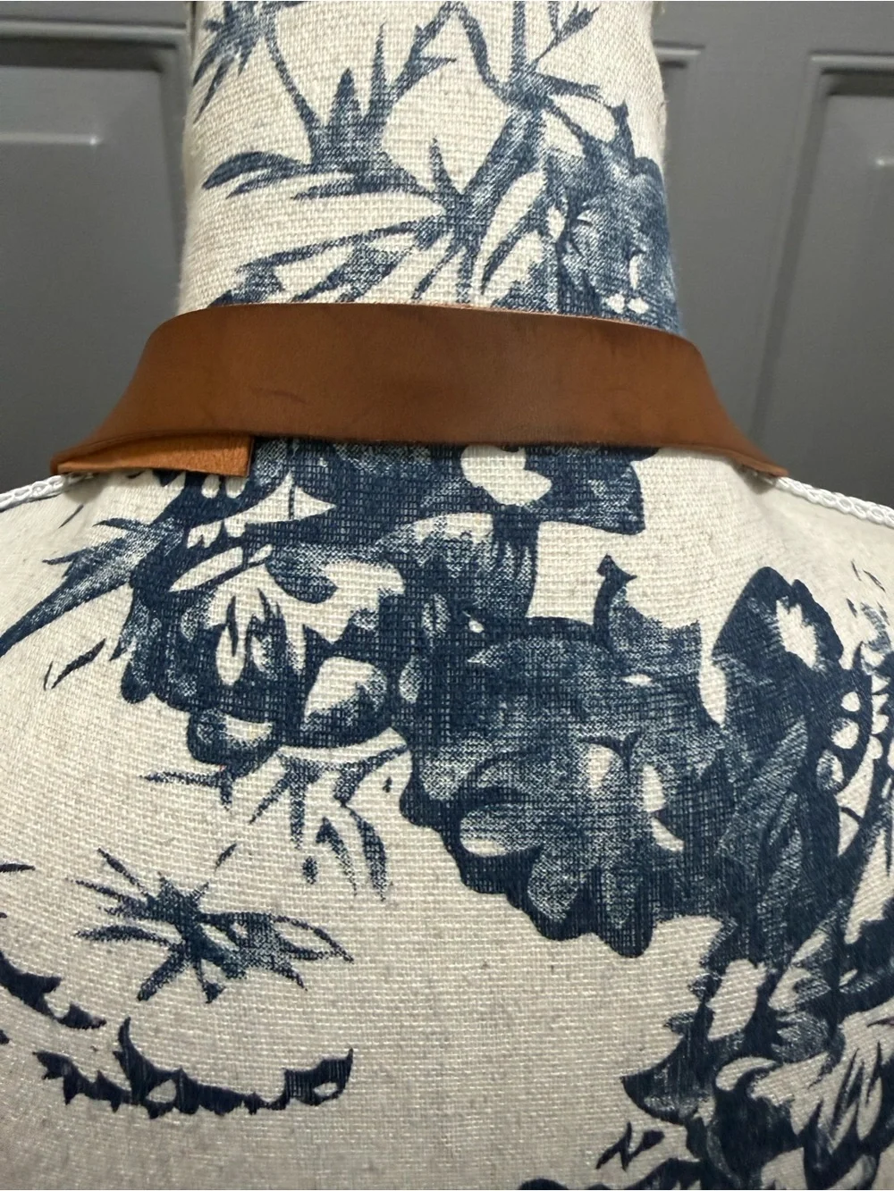 Gray Linen-Blend Apron with faux Leather Neck Straps- Working Kitchen